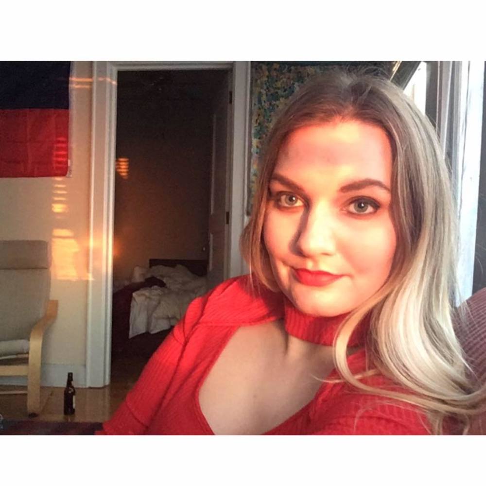 Meet your Posher, Lauren